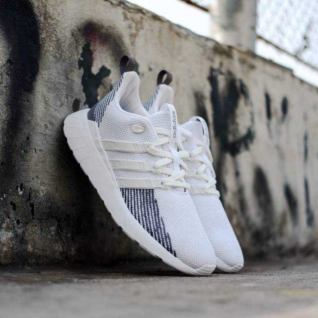 ADIDAS QUESTAR FLOW WHITE GREY