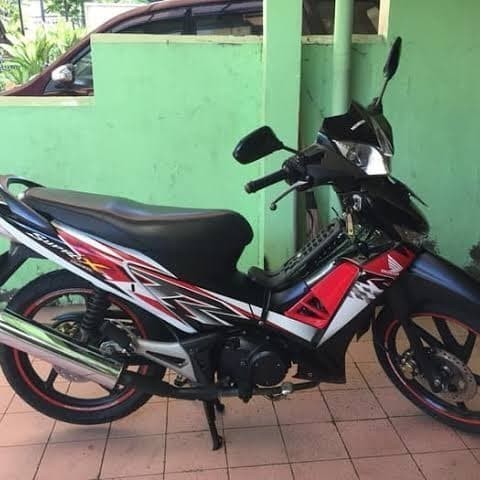 spakbor depan supra x 125