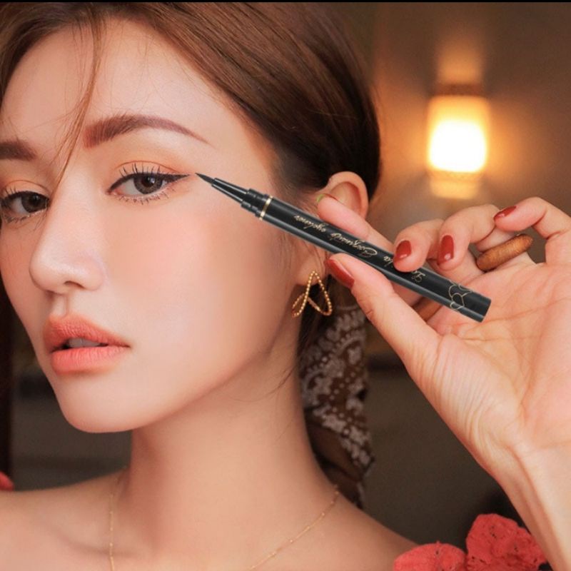 CELAK MUA makeup artist termurah kualitas nomor 1