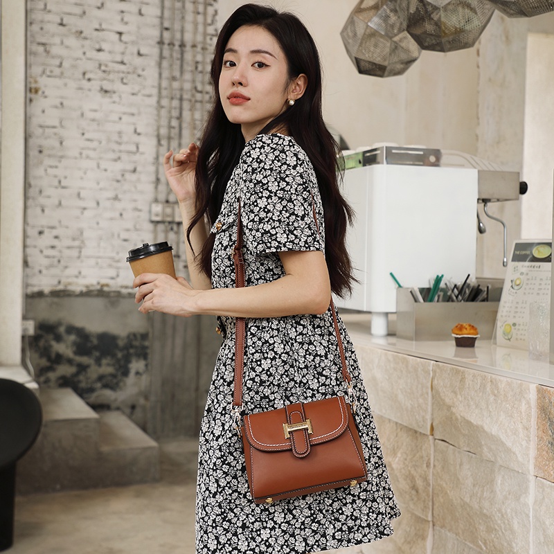 Bostanten Tas Selempang Wanita Sling Bag Fashion Shoulder Bag