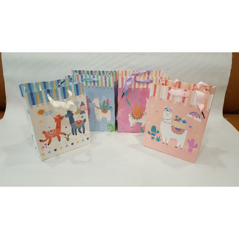 

PAPERBAG DOMBA S 23X18X8CM PR449 / TAS KERTAS KADO