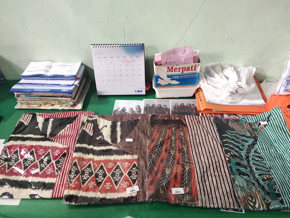 Batik Wanita - Atasan Blouse Batik Wanita Fashion 318 Size Xl