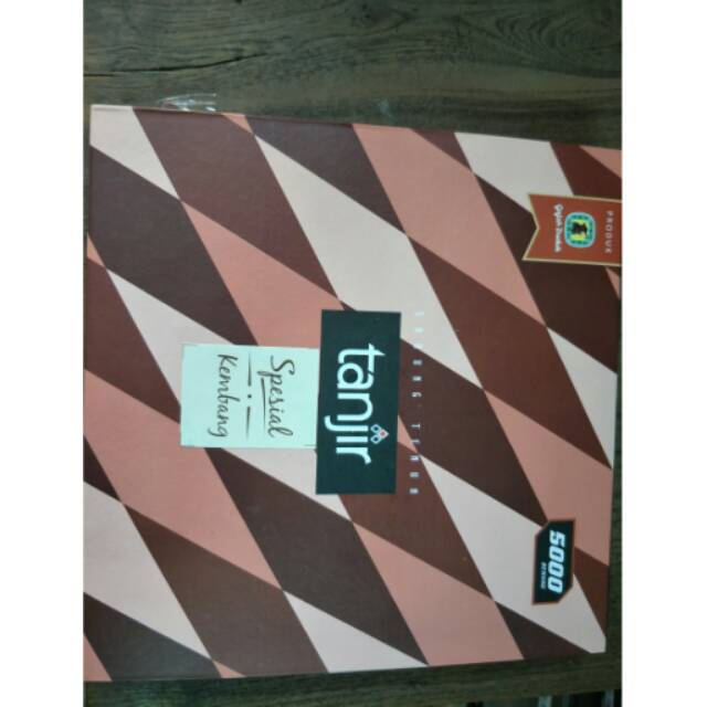 Sarung Tenun Tanjir Spesial Kembang Kerapatan 5000 Benang