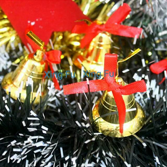 

Hiasan Natal Motif (82827) JINGLE BELL EMAS + PITA MERAH 9 PCS dalam 1 Bungkus
