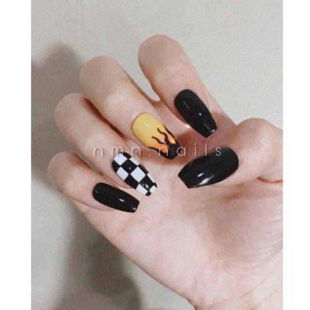 Press on nails Fire / Kuku palsu api / Fakenails kotak / custom kuku palsu