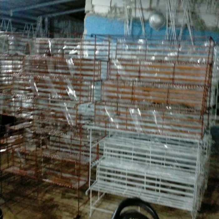 Rak Tanaman - Rak Besi Pot Tanaman 3 Susun (Grab-Gojek Online)