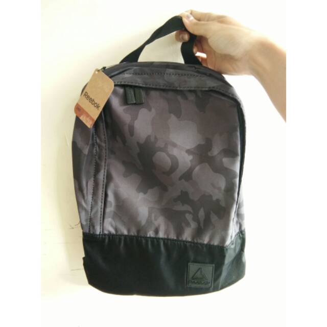 TAS SEPATU PERALATAN OLAHRAGA REEBOK GREY