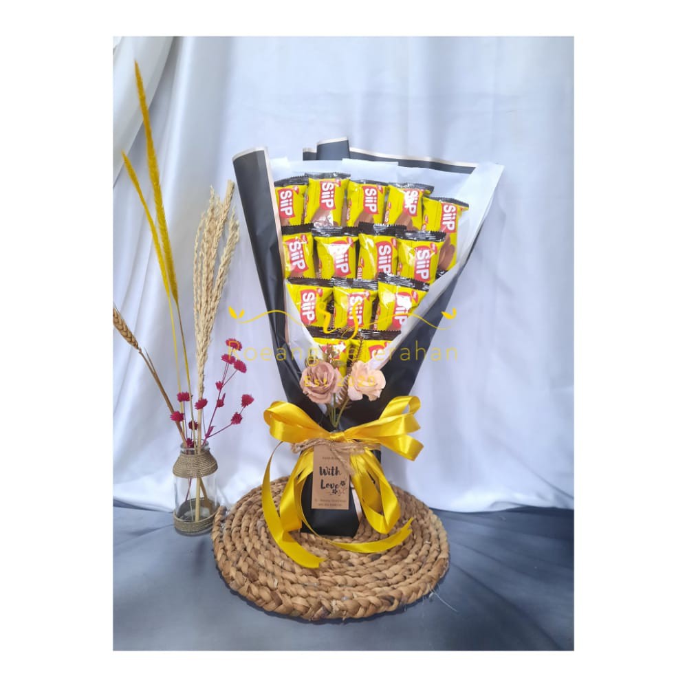 

BUCKET SNACK HAMPERS KADO WISUDA ULANG TAHUN ANNIVERSARY CUSTOM