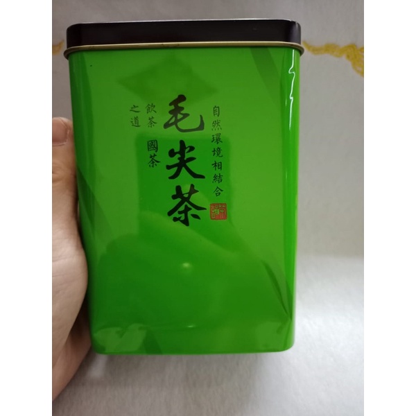 

Mao jian tea / Teh lancip / Mao jian cha / 毛尖茶 kemasan box 100 gram