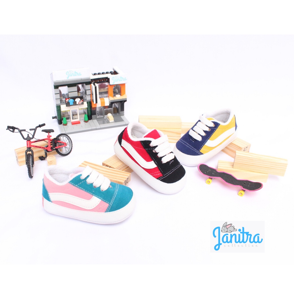 janitra baby shoes prewalker unisex sepatu bayi gendong belajar jalan VNS combi