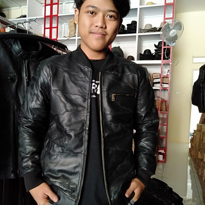 jaket bomber batik