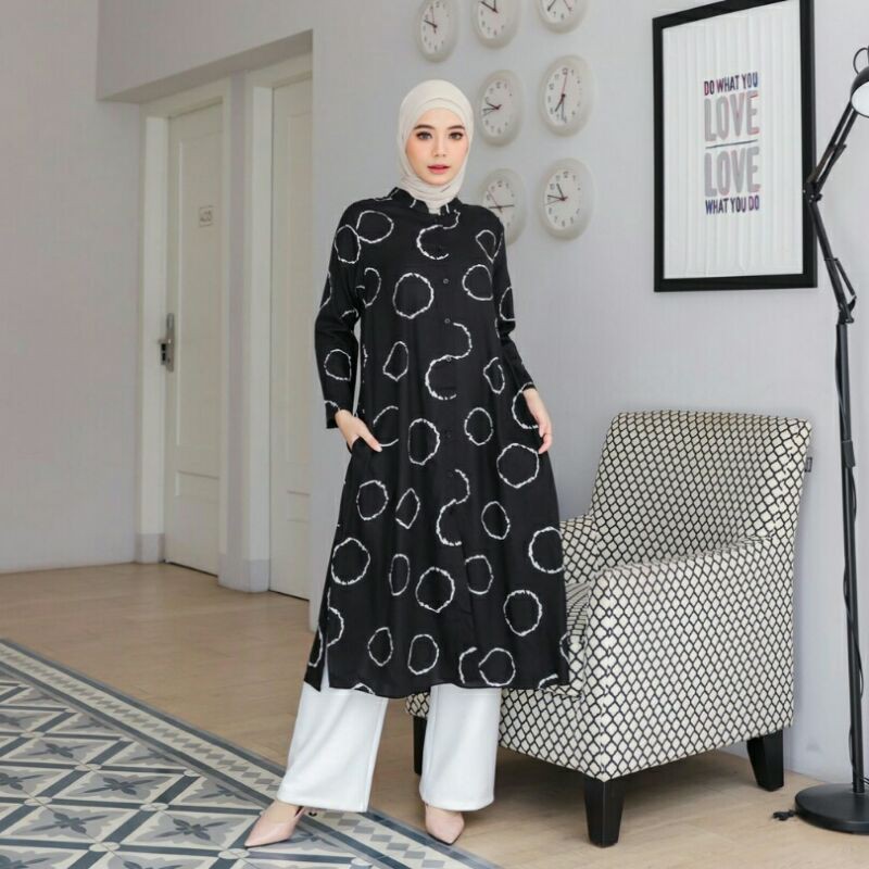 CIRLY SLIT DRESS (OUTFIX)