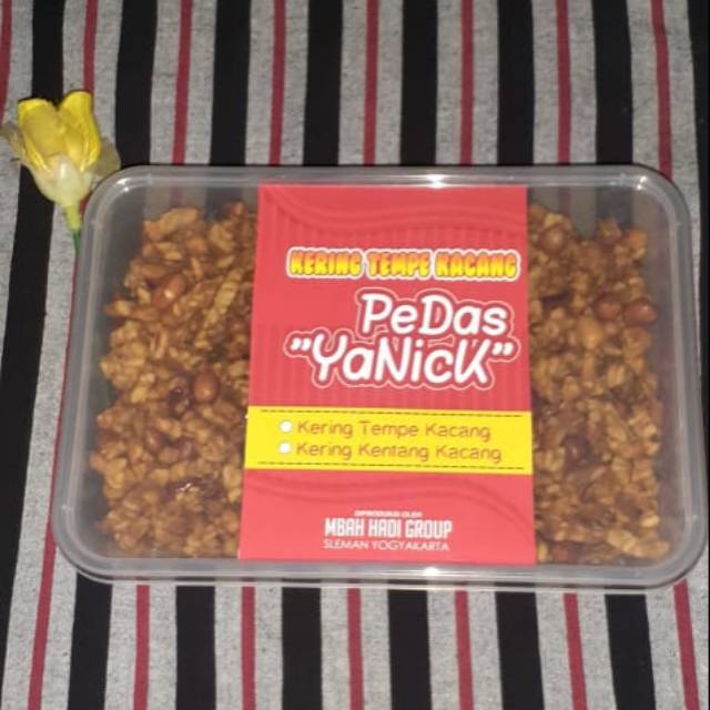 

Praktis Kering Tempe Kacang in Food Container 250 gram