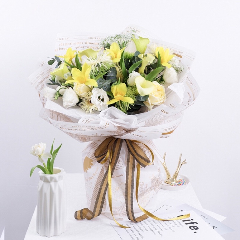 FLOWER WRAPPING “ MAGAZINE / NEWSPAPER  HERBACEOUS “ OPP CELLOPHANE KERTAS PEMBUNGKUS BUNGA ( ECER )
