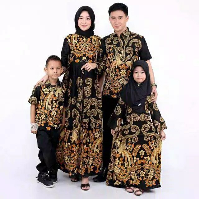 Batik Couple Keluarga Motif Duo Merak Cocok Buat Harian Ataupun Acara Resmi