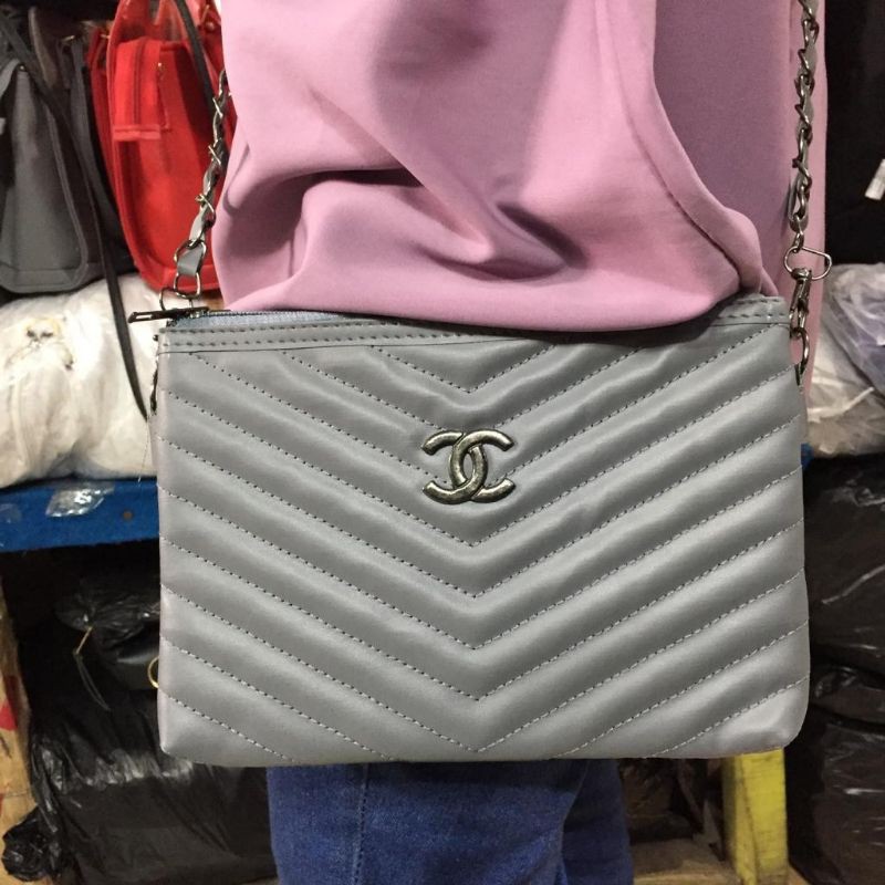 Tas Selempang Wanita Terlaris / Rekomendasi 10 Sling Bag Wanita Terbaik