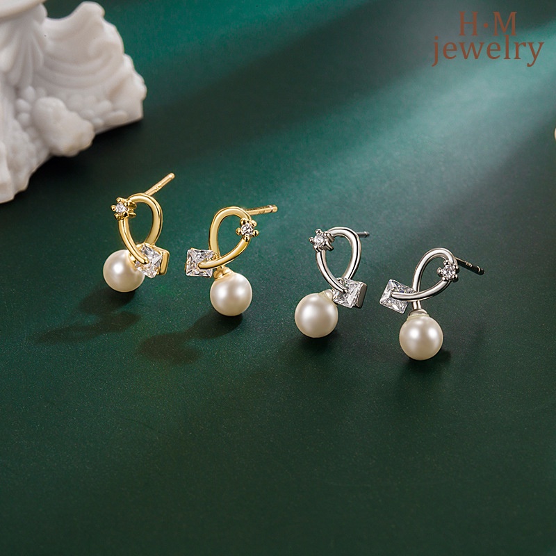 Anting Tusuk Berlian Imitasi Bentuk Kotak Hollow Untuk Wanita
