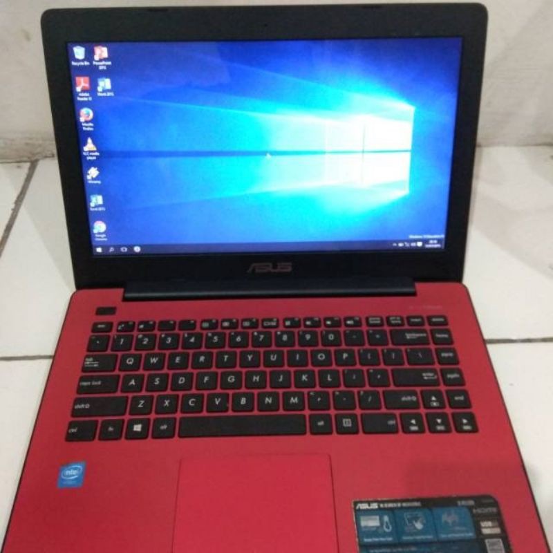 LAPTOP ASUS 14 INC RAM 2/500GB