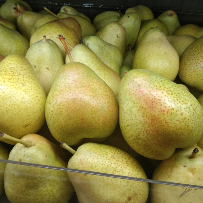 

BUAH PEAR VERMONT BEAUTY (0,9-1 KG)