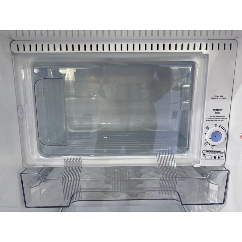 LEMARI ES LG GN 201CK / KULKAS LG 1 PINTU GN201CK