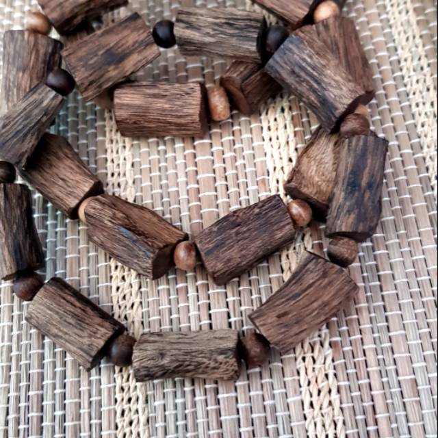 Super king agarwood gelang gaharu
