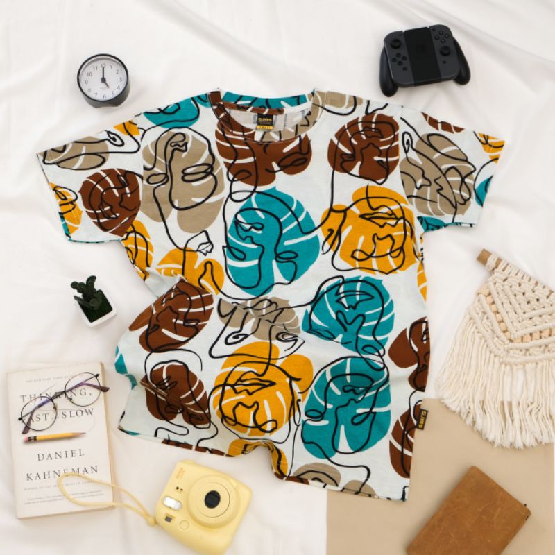 Kaos Motif Picasso Putih