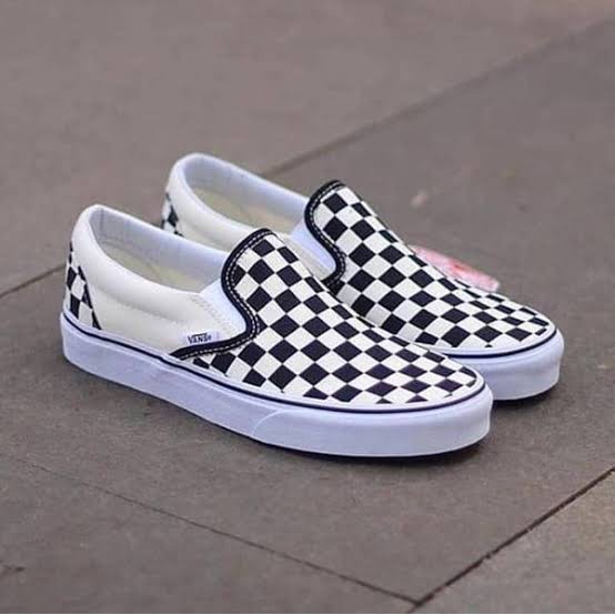  VANS  SLIPON CATUR CHECKERBOARD SLOP VANS  CATUR HITAM 