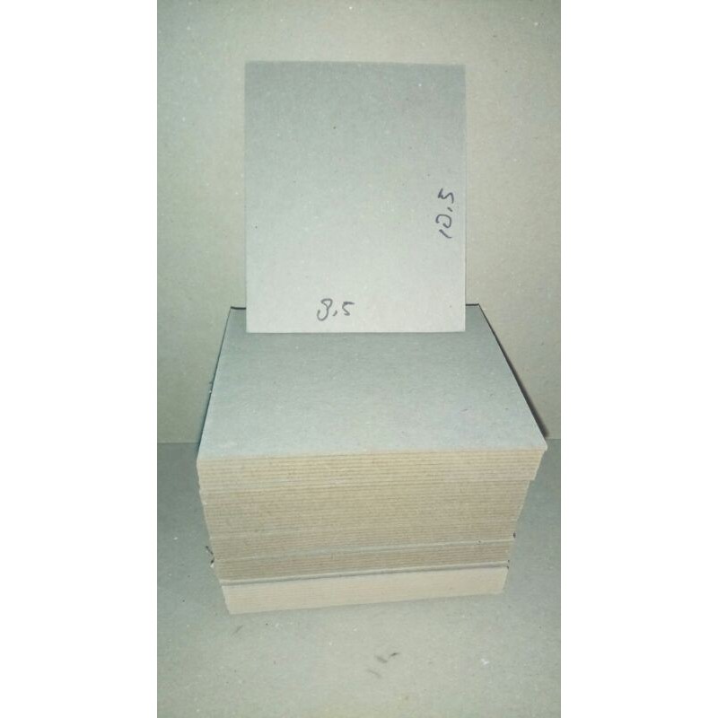 

49 pcs greyboard/ yellow board 8,5x10,5 cm no. 30