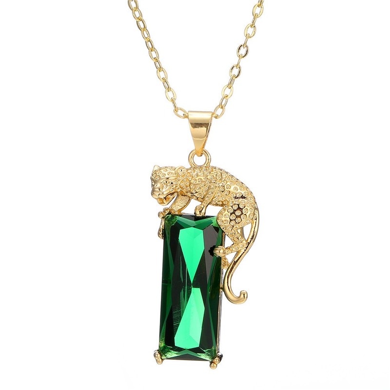 [Ready Stock]Fashion Gold-Plated Leopard Pendant Green Crystal Necklace