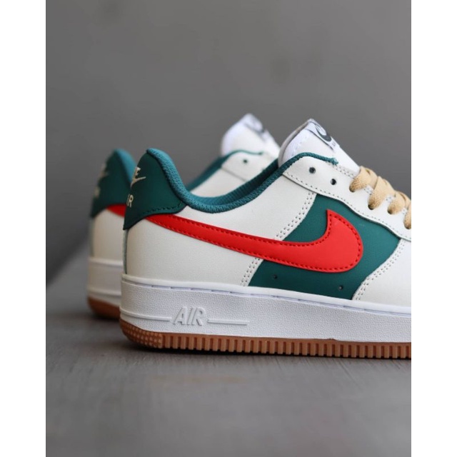 gucci af1's