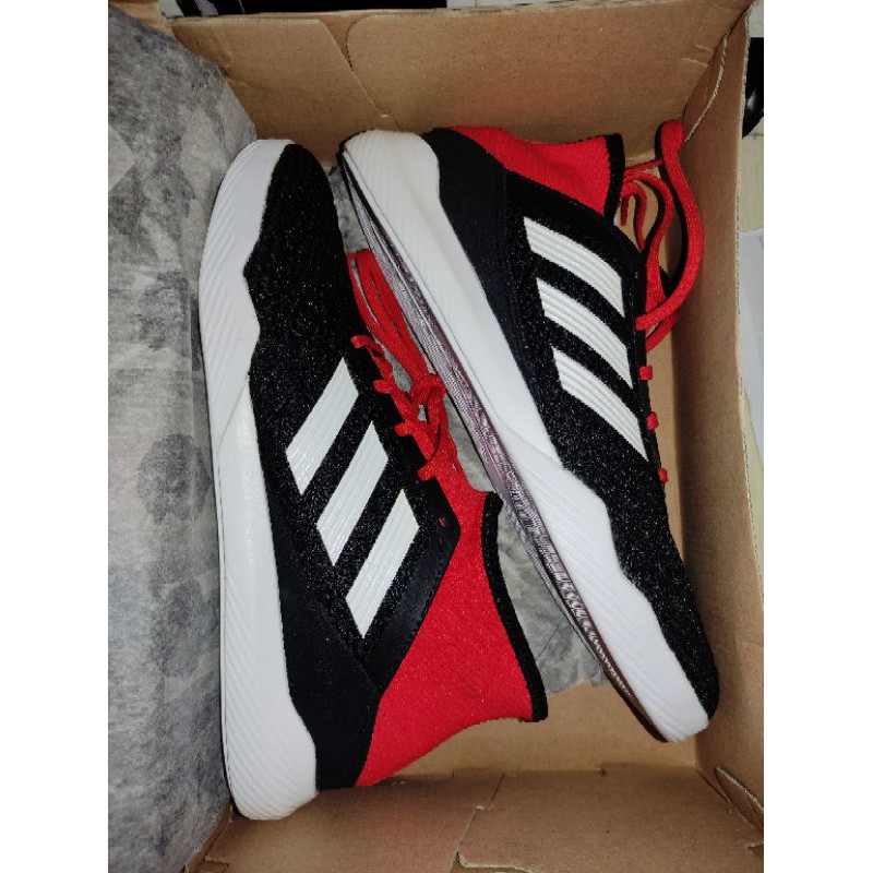 adidas predator 18.3 tr baru. futsal bisa, main bisa