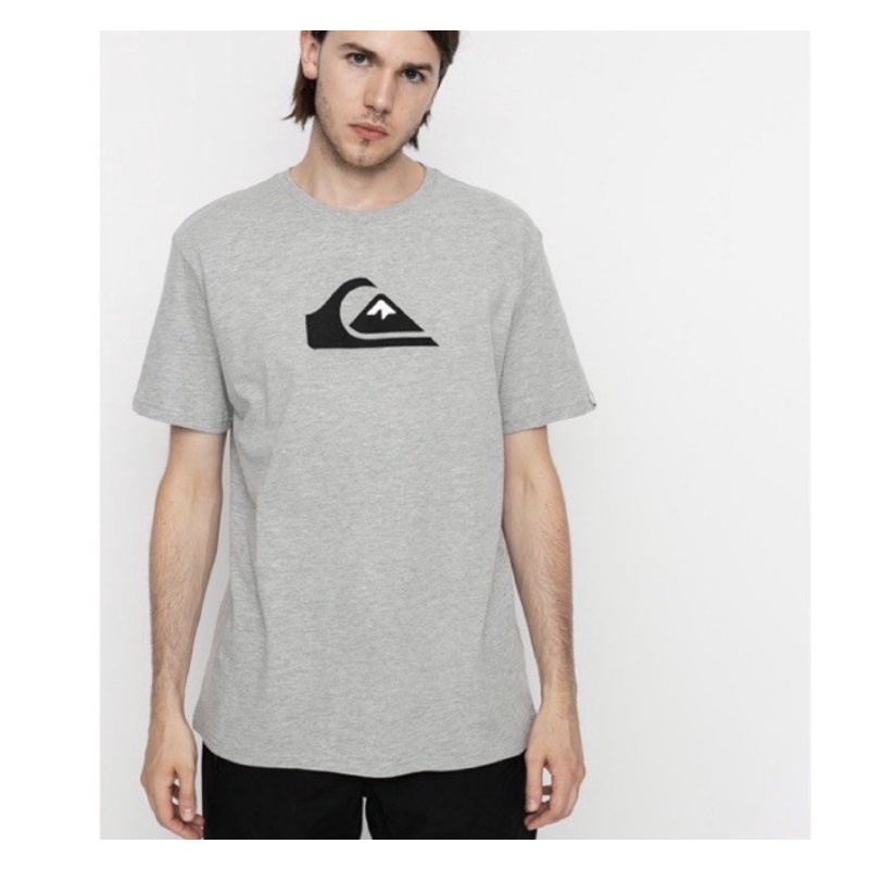 Kaos quiksilver classic with logo