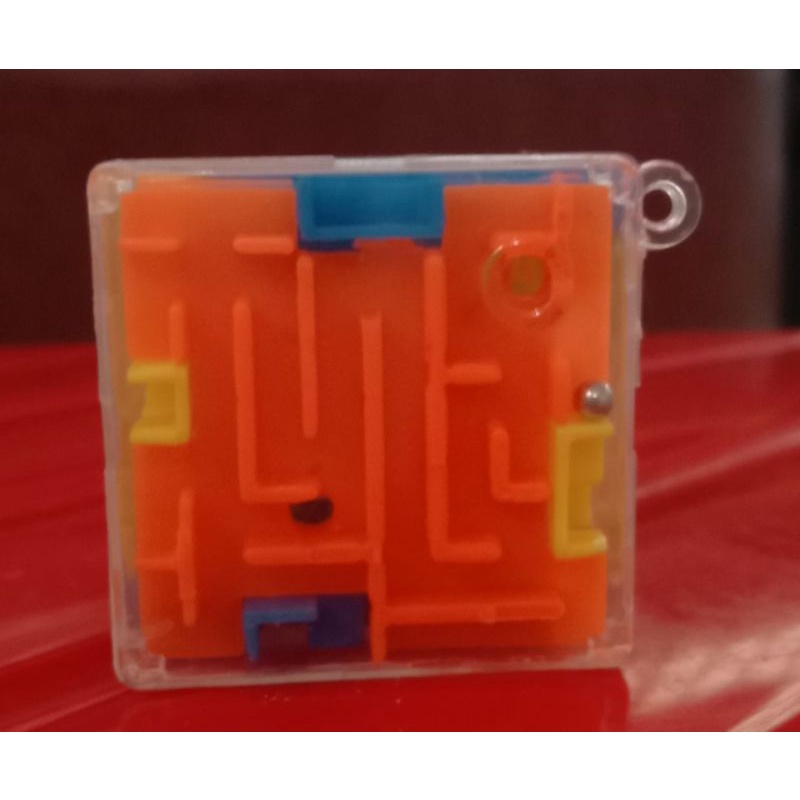 Mainan 3D Kubus Labirin
