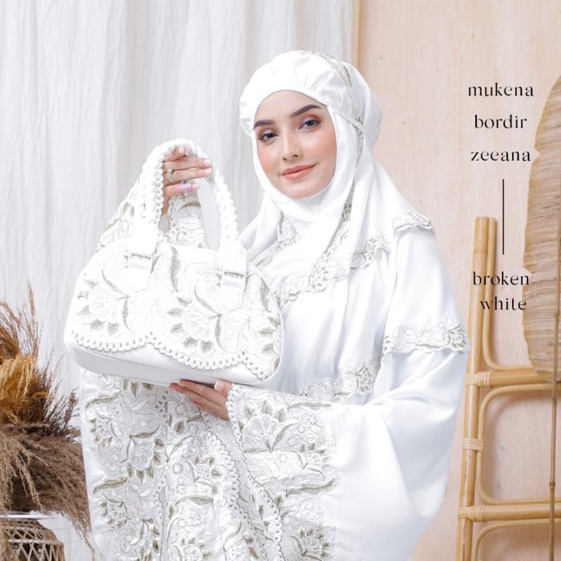 Mukena Dewasa Mewah Semi Sutra Velvet Halus Lembut Motif Zeeana Cantik Elegan