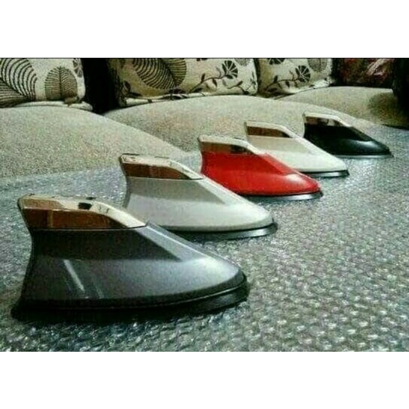 antena sirip hiu mobil toyota avanza new / vvti list chrome