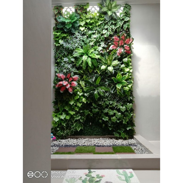 Vertical Garden - Daun Plastik - Taman Vertikal