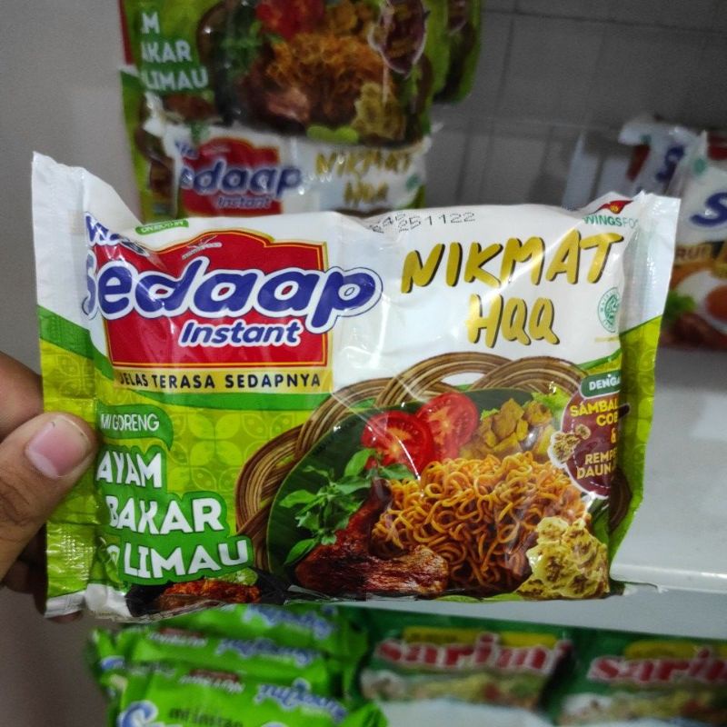 

MIE SEDAP AYAM BAKAR LIMAU