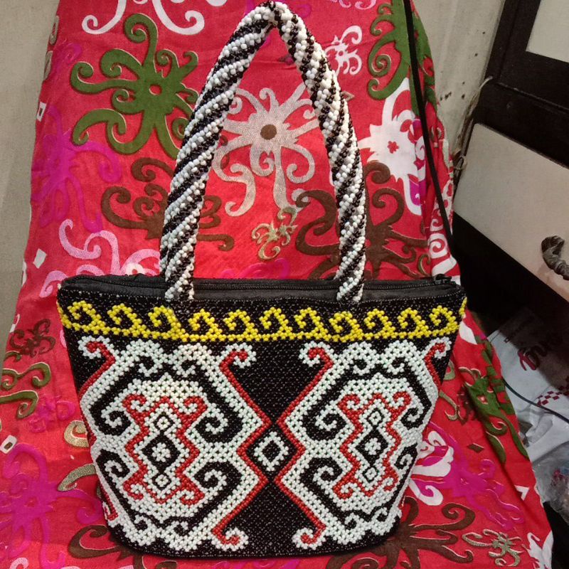 Tas teng* manik motif dayak handmade Kalimantan