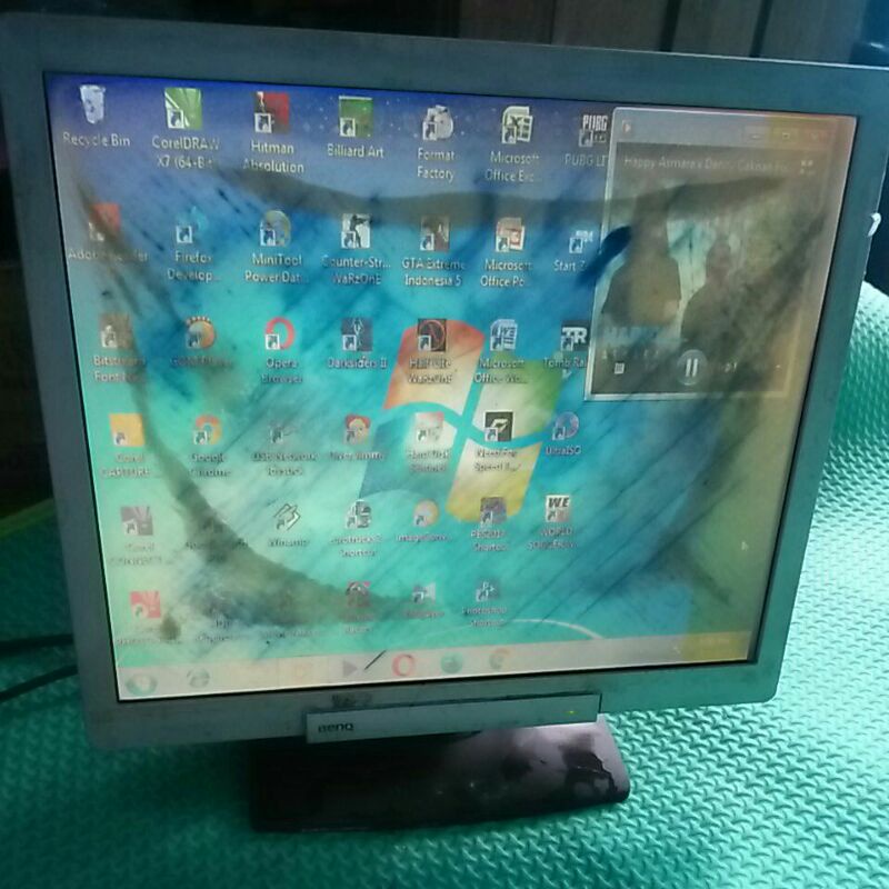 LCD monitor BENQ 17" POLARIS