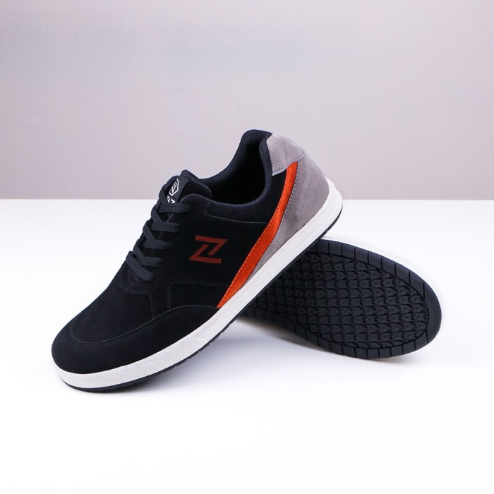 SEPATU SNEAKER / SEPATU CASUAL/ SEPATU PRIA DISTRO NAZ X DK 01 COLAN