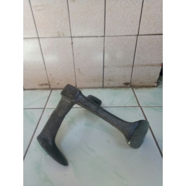 paron sepatu amleng jadul antik lawas