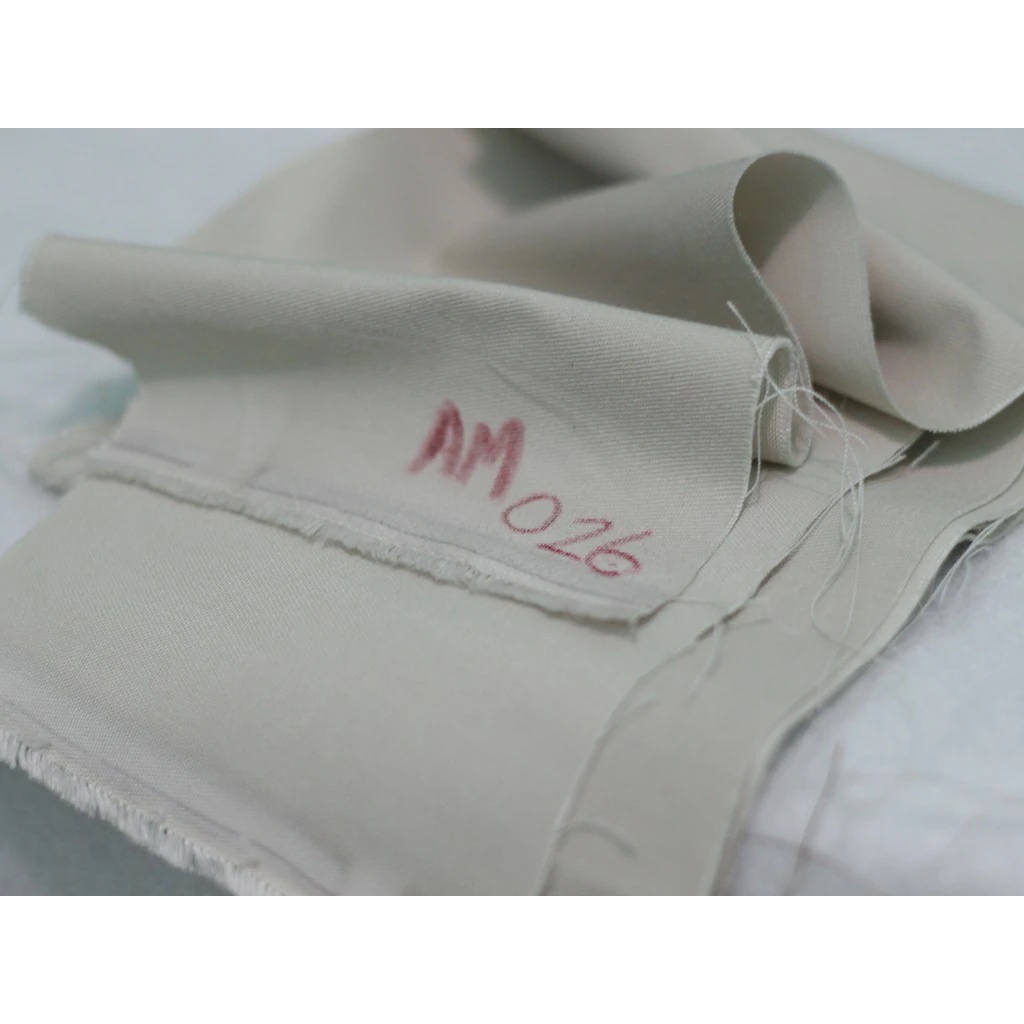 Kain American Drill 1919 Meteran, Bahan Kain Seragam, Kode 026 Warna Cream