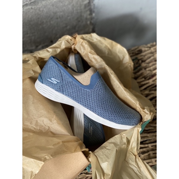 Skechers you define slip on women original