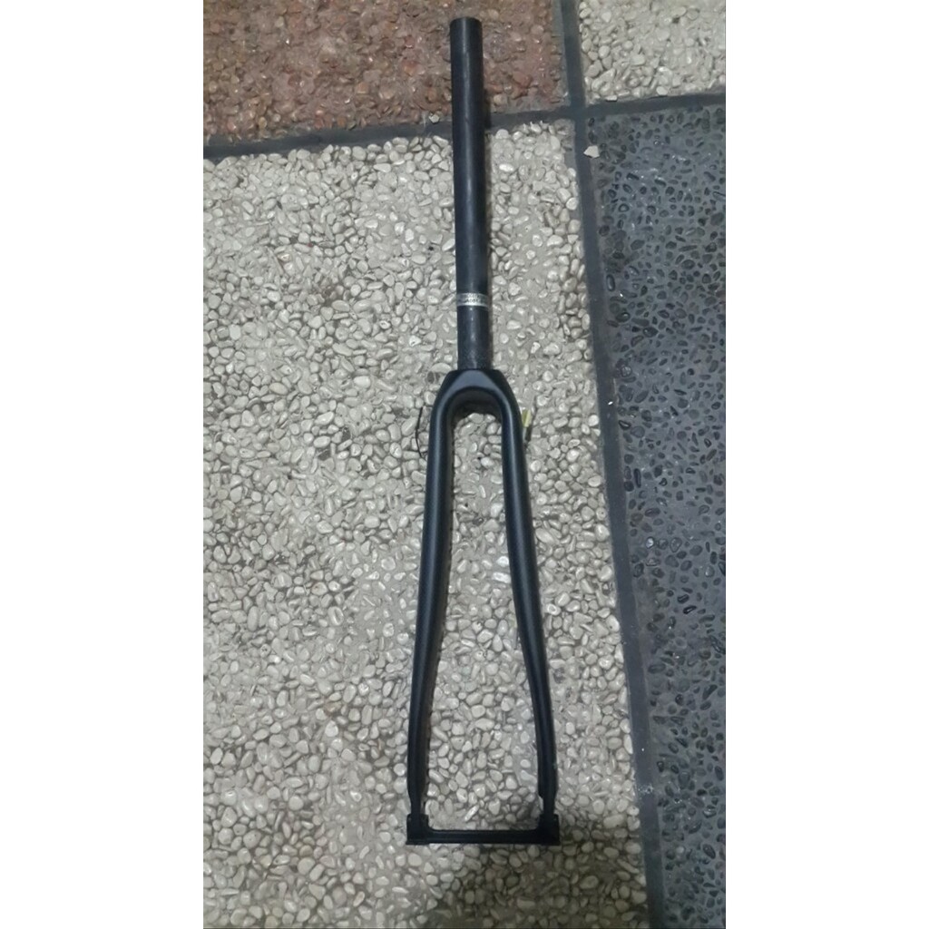 Fork 700C XLR8 Full Carbon Disch Brake/Internal Kabel (Sangat Ri