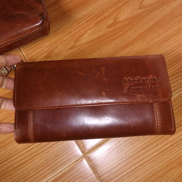Abekani dompet lila havana