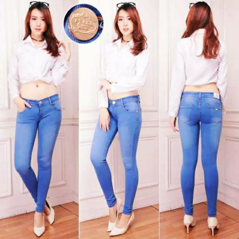 Celana Jeans Wanita / Celana Panjang Skinny / Celana Stret Wanita