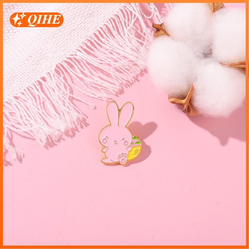 Cartoon Pink Rabbit Pin Cute Animal Badge Brooch Lapel Pin Gift for Friend