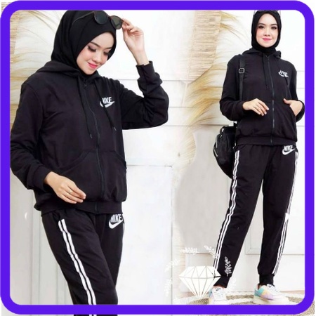 Setelan senam wanita training wanita kekinian setelan olahraga trening jumbo nike baju sporty 2021