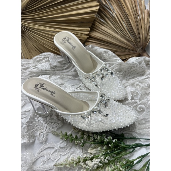 sepatu wedding wanita putih larrisma 7cm kaca