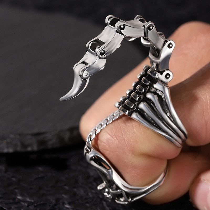 Cincin Model Terbuka Desain Scorpion Tail Bahan Metal Gaya Vintage Punk Gothic Rock Untuk Pria